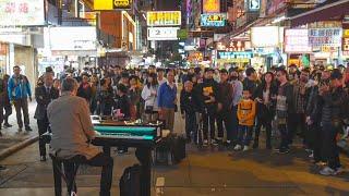 HONGKONG: Arne Schmitt with Street Piano 