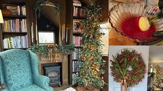 Garden Library Christmas Tour, Waxed Amaryllis Wreath, Succession Planting Paperwhites