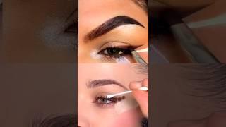 2 Easy Eye makeup Earbuds  tape hack#trending #shortvideo #shortsviral #shorts