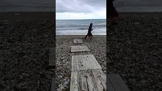Шторм на море. Бывало и хуже) 16 июня 2025 Когда уже лето? #море #агой