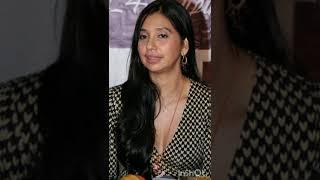 AYU AZHARI