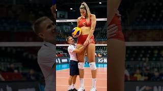 World's tallest female volleyball player#shorts #tallwoman #tallgirlfriend #volleyball