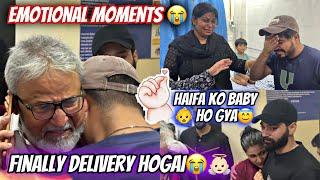 New Baby Arrived Haifa Ki Deliverey Hogayi Pura Ghar Emotional Hogaya | Qashif Bhot Roye |