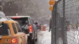 FDNY RESPONDING COMPILATION 27 FULL OF BLAZING SIRENS & LOUD AIR HORNS THROUGHOUT NEW YORK CITY.