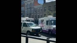 ICE CREAM TRUCK WARS!!!!!: FUNTIME FROSTEE VS NEW YORK ICE CREAM!!!! (5-6-2021)