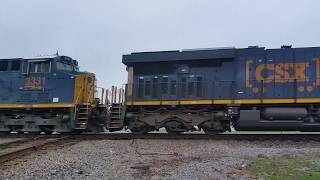 Unknown train X401-14 elephant style csx motors heads South through Pembroke diamond