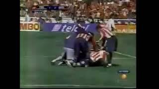 Gol del Bofo ante Toluca en la final del 2006