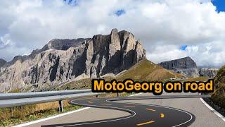 Sella Pass (Passo Sella) in the Dolomites - Alpine passes by motorbike