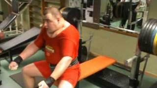 Andrei Shashkov 300kg bench press www.bonsuna.com