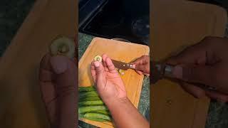 how I cut my okra#cooking