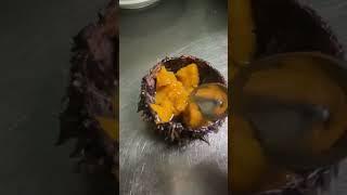Морской ёж в ресторане #shorts