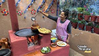 En El Rancho Nos Gustan Mucho por Saboros y Rápidos Taquitos y Consomé  Calientito