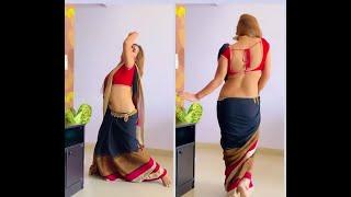 Seductive Bhabhi/Aunty low waist hot navel show in saree #navel #curvyhip#bhojpuri#youtubeshorts