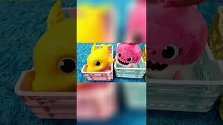 Ayşe, Gül ve Loli marketçilik oynuyor Kız oyunları