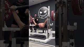 405lbs/183,5kg Bench Press @ 69kg/152lbs