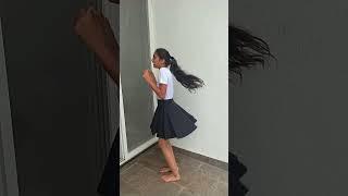 makes my body dance makeba #V.V.H VLOGS #dancer #shorts #viralshorts #trend #trending #viral