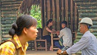 Tense meetings: Thao and Loi talk togther – I accidentally meet the mysterious man