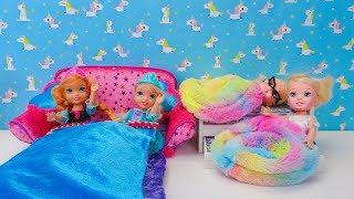 Elsa and Anna toddlers sleepover with their friends