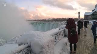 Ниагарский водопад почти замерз