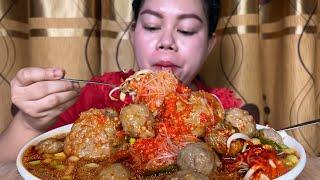 Bakso urat isi daging pake bihun touge sambal pedas 1 mangkok Mukbang