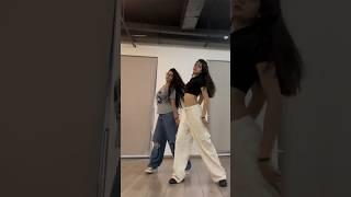 cant get enough of this choreo @yasshkadamm 🫶