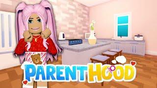 I DECORATED OUR HOUSE IN PARENTHOOD! | Roblox Parenthood