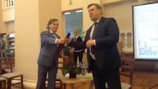 Анатолий Локоть о роли книги в жизни человека.