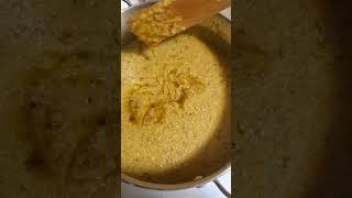 Melting Process Beeswax mix food grade contains bee pollen and propolis