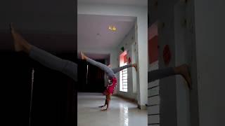 #backbend #handstand #strength #yogic #uplift #workout #youtuber #guna #chanduchampion