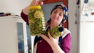 How to Prepare Delicious Green Olive Pickles Without Using Natural Chemicals?