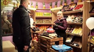 Бон Базар продуктовый рынок возле метро Лыбесдкая, Голосеевский район Киев