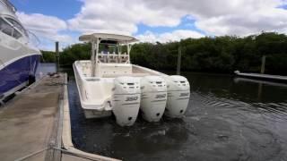 Docking a Multi-Engine Outboard Boat | Boating Tips