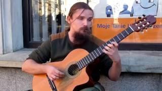 Amazing Street Guitarist Mariusz goli - Black Pearl Theme impro