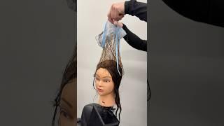 Remove highlight cap without tangles #cosmetology #salon #hairstylist #cosmetologist #highlight