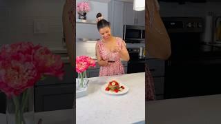How to make delicious banana pancakes?#food #foodie #foodlover #bananapancakes #youtubefoodshorts