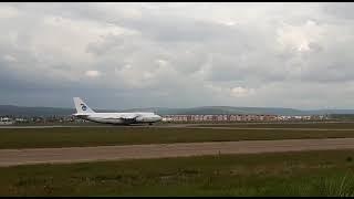 Ан 124 100 взлет. Take off