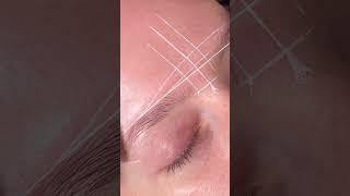 Brow mapping: the secret behind a flawless transformation!  Ever wonder why some brows just hit