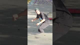 Skateboarding autumn skatepark #shorts