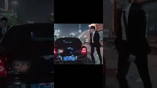 韩廷这段单手接衣超帅，谁懂 #shorts #许凯 #谭松韵 #xukai #tansongyun  #韩剧 #偶像剧 #甜宠 #霸总 #灰姑娘