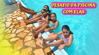 DESAFIO DA PISCINA COM  AS MENINAS PEGA PEGA DENTRO DA PISCINA