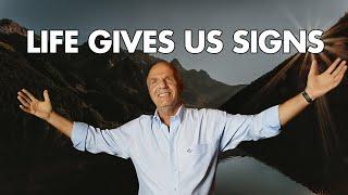 Wayne Dyer | Life Gives Us Signs