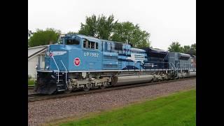 UNION PACIFIC Mopac and Western Pacific roll through Rochelle!