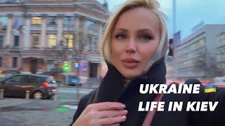 Ukraine  LIFE IN KIEV, March 3, 2025. The Streets of Kiev, Ukraine. Streets Scenes.