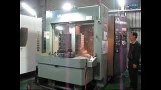 Makino Horizontal Machining Center Pallet Change.mp4