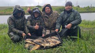З Друзями Ловили Коропів. Та Найбільший Втік