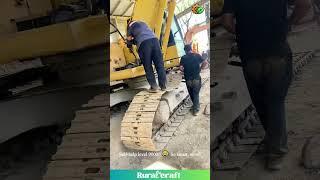 Excavator Track Repair ASMR? ️ These Mechanics are LEGENDS! #excavator #mechanic #asmr #satisfying