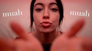 ASMR, kisses up close to the mic