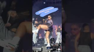 Alizade sahnede muhteşem twerk