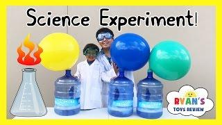 BLOWING UP GIANT BALLOON Baking Soda and Vinegar Experiment for kids