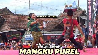 VIRAL️NIKEN JOGET BARENG PENJUAL ES. LAGU MANGKU PUREL JARANAN MAYANGKORO ORIGINAL Live Jombang